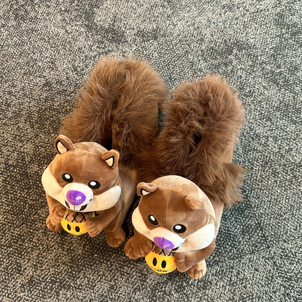 Drew house Sherman plush slippers - Picture 2 of 5